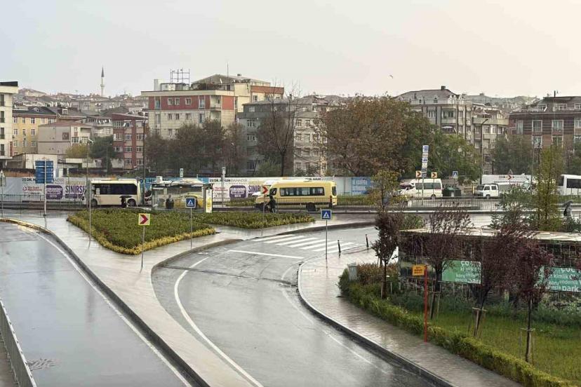İstanbul güne yağmurla başladı