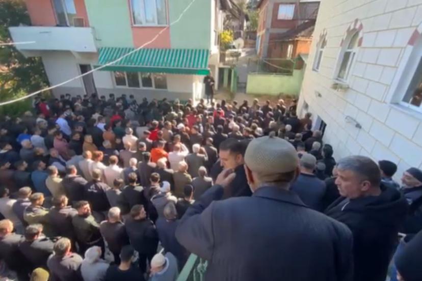 İstanbul’da evlilik tartışmasında öldürülen genç toprağa verildi