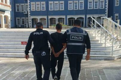 İzmir’de silahlı gasp zanlıları yakalandı, 1 kişi tutuklandı