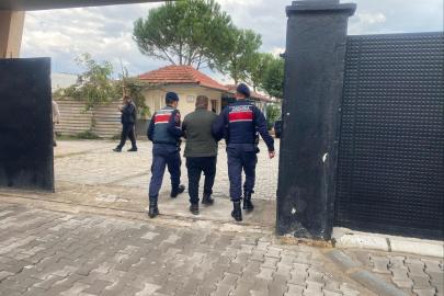 Jandarma aranan şahıslara geçit vermiyor