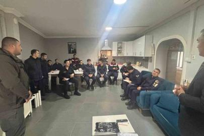 Jandarma ekiplerine kara avcılığı ile ilgili bilgiler verildi