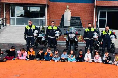 Jandarmadan 73 öğrenciye güvenli trafik eğitimi
