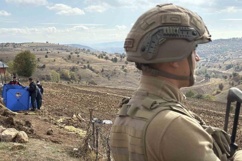 Jandarmanın teslim ol çağrısına ateşle karşılık veren katil zanlısı vurularak etkisiz hale getirildi