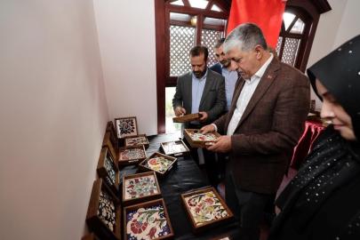 Kadınların el emeği eserlerine tam not