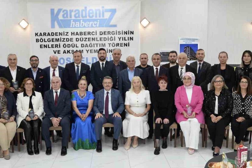 Karadeniz’de Yılın En’leri ödüllerini aldı