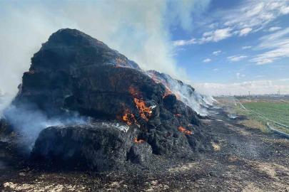 Karaman’da 300 ton saman balyası kül oldu