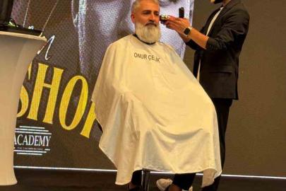 Karslı kuaförün başarısı