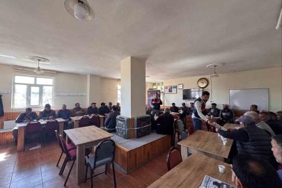 Kars’ta jandarmadan siber farkındalık eğitimi