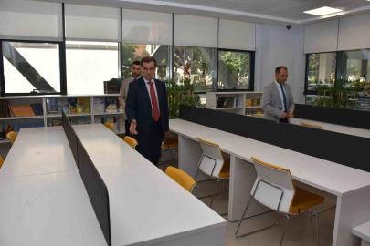 Kaymakam Güldoğan, Salihli’nin spor merkezini ziyaret etti