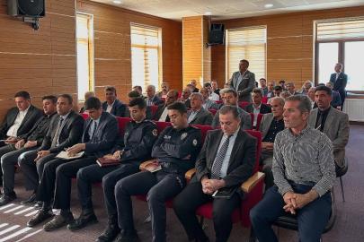 Kaymakam Yıldız, muhtarlarla toplantı düzenledi