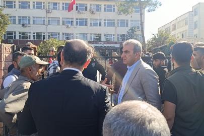 Kaymakamlık önünde cenaze eylemi