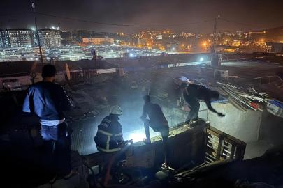 Kırıkhan’da konteyner yangını