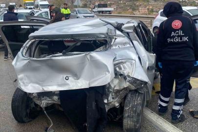 Kırıkkale’de iki otomobil çarpıştı: 4 yaralı