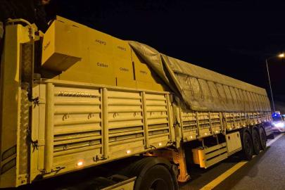 Kırşehir’de 9 milyon 800 bin adet mükerrer bandrollü makaron ele geçirildi