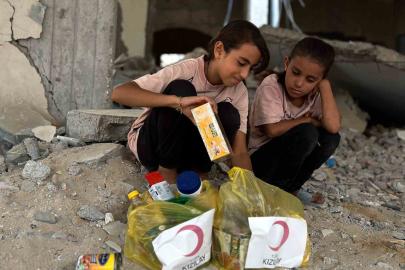 Kızılay Gazze’de gıda yardımlarını sürdürüyor