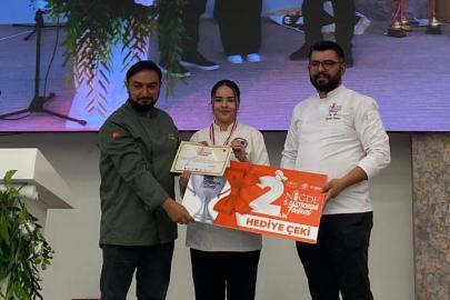 KMÜ’lü öğrenciler Gastronomi Festivali’nden madalyalarla döndü