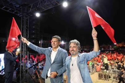 Kozan’da Ali Kınık konser verdi