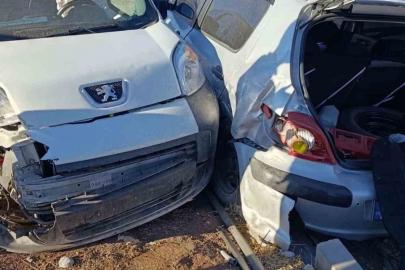 Kurtalan’da iki otomobil çarpıştı: 1 yaralı