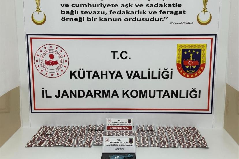Kütahya’da jandarmadan uyuşturucu operasyonu: 2 şüpheli tutuklandı