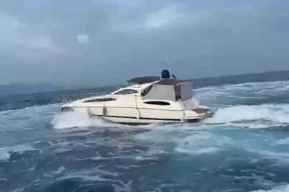 Lüks motoryat ile kaçarken yakalandılar