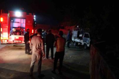 Malatya’da park halindeki araçta çıkan yangın paniğe neden oldu