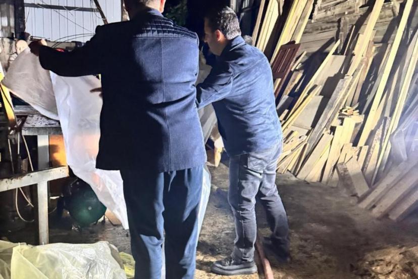 Marangoz atölyesinde çıkan yangın itfaiye ekiplerince söndürüldü