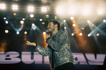 Mardin’de Buray konserine yoğun ilgi