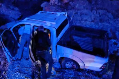 Mardin’de pikap şarampole devrildi: 1 yaralı