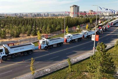Melikgazi’nin ulaşıma kazandırdığı Albayrak Caddesi açıldı, 242 milyonluk yeni araçlar tanıtıldı