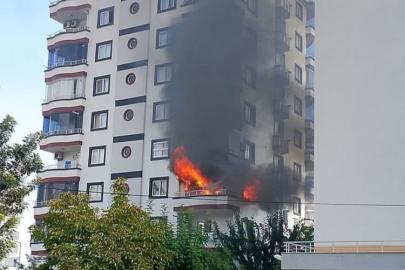 Mersin’de 9 katlı binada yangın: Alevler daireyi sardı