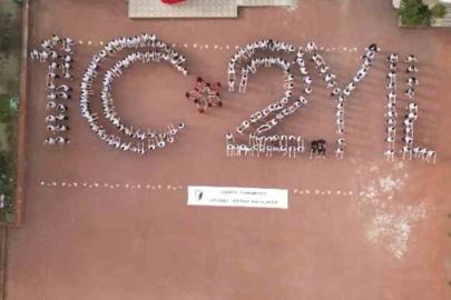 Öğrenciler Cumhuriyetin 102.yılını çizdi