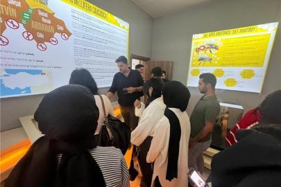 Öğrencilerden kapsamlı arıcılık gezisi