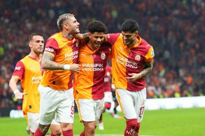 Okan Buruk, Galatasaray ile Süper Lig’de 100. kez kazandı