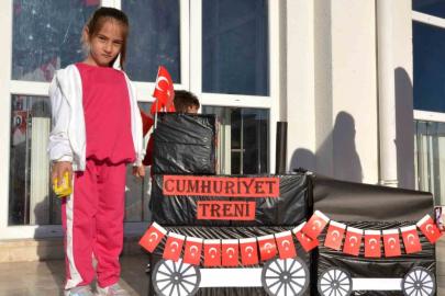 Okullarda cumhuriyet coşkusu
