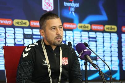 Ömer Ateş: "Şu an gündemimizde istifa yok"