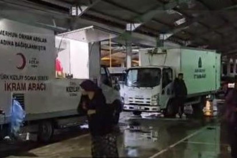 Önce deprem sonra yağış... Sındırgı bu gece uyumadı