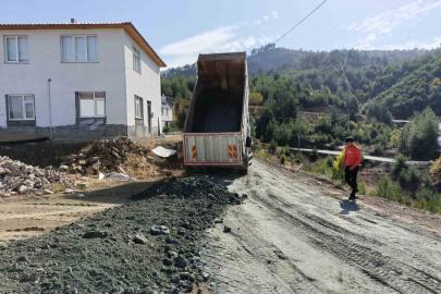 Onikişubat’ın 10 kırsal mahallesinde ulaşım ağı güçleniyor