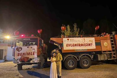 Orman işçisi arazözle evlilik teklifi yaptı