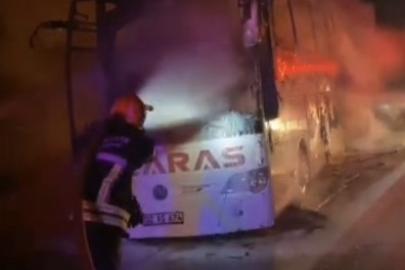 Osmaniye’de seyir halindeki yolcu otobüsü alev alev yandı