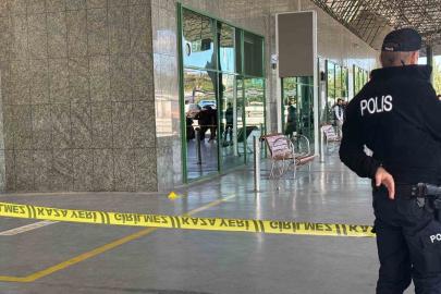 Otogarda etrafa rastgele ateş açan uzman çavuş bacağından vuruldu