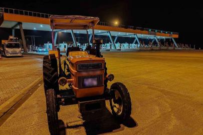 Otoyolda traktörle seyir halindeki sürücüye ceza