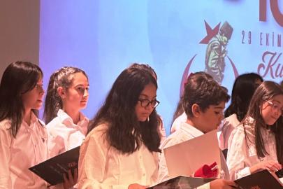 Özel Vakıf Okulları’ndan Cumhuriyet coşkusu