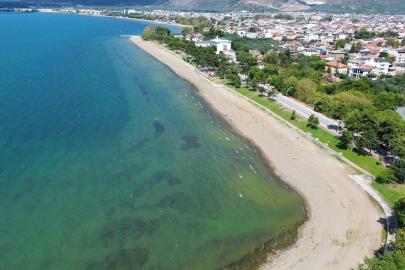 Papanın geleceği ve deprem hareketliliği, İznik’e olan ilgiyi artırdı