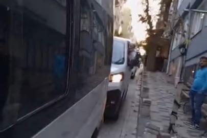 Park tartışması kavgaya dönüştü: Sürücünün tehdidi kameraya yansıdı