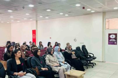 Patnos’ta meme kanseri farkındalık etkinliği düzenlendi