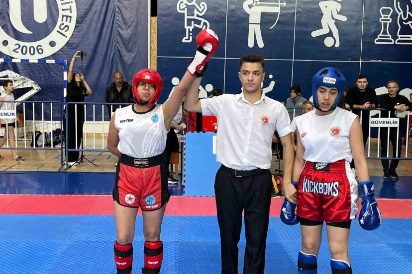 Pazaryeri’nin genç sporcuların Uşak’ta büyük başarısı kazandı