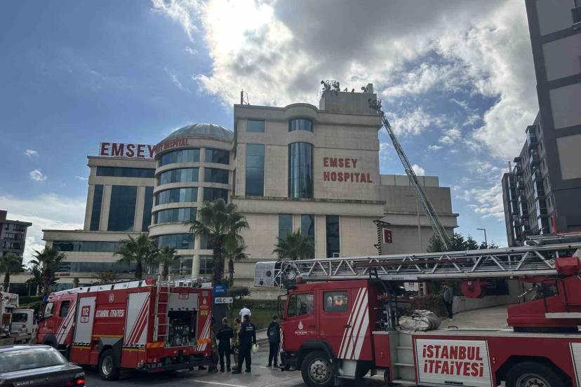 Pendik’te Özel Emsey Hastanesi’nde yangın paniği