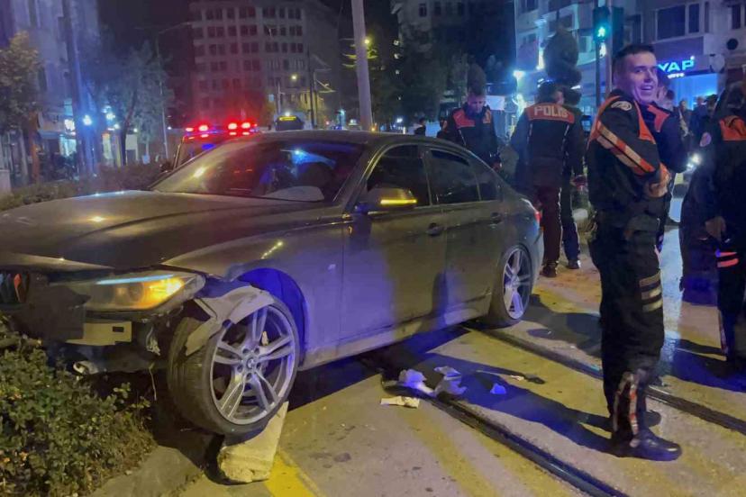 Polisin ’dur’ ihtarına uymayan araçtan uyuşturucu çıktı