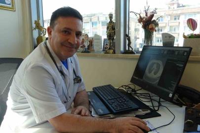 Profesör açıkladı: "3’lü salgın ülkemizde, dikkat olun"