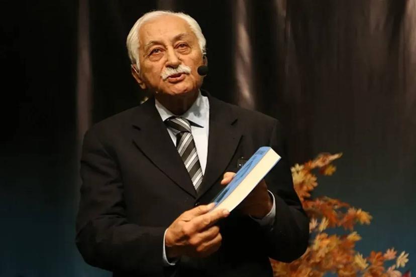 Şair-Yazar Beşir Ayvazoğlu Yazdı: Şair Siyasete Girse Gör Başına Neler Gelir: Yavuz Bülent Bâkiler